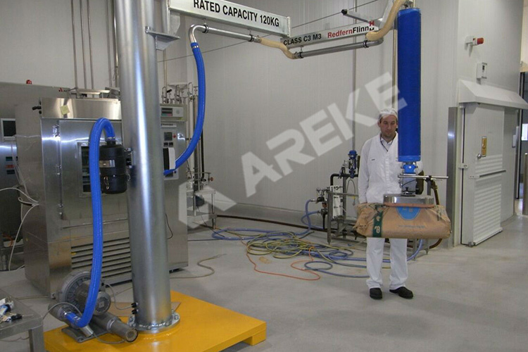 1648729425490653.jpg 真空吸盤折臂吊.jpg